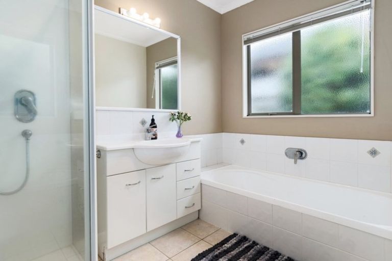 Photo of property in 11 Bodiam Place, Bethlehem, Tauranga, 3110