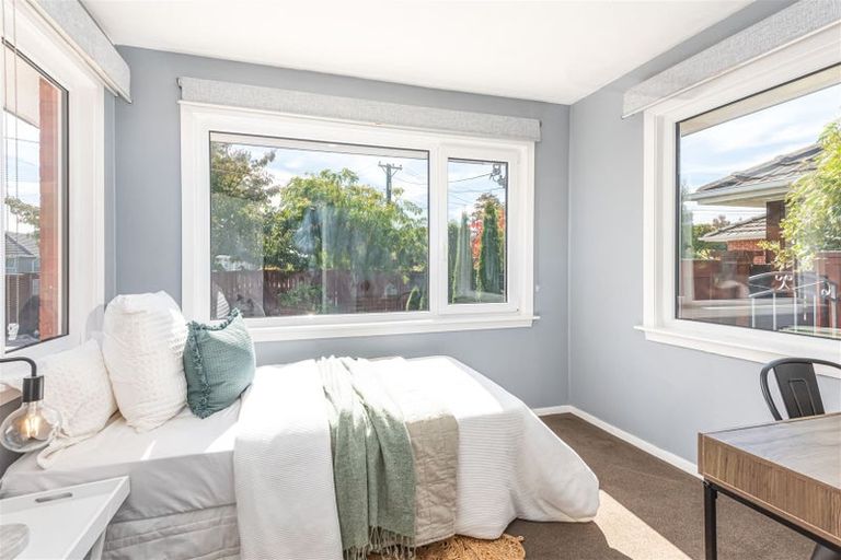 Photo of property in 27 Beatrice Place, Avonhead, Christchurch, 8042