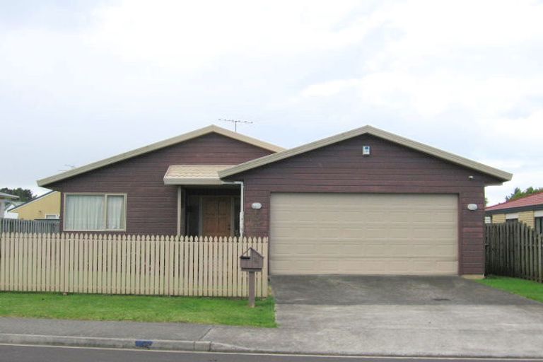 Photo of property in 75 Kamara Road, Glen Eden, Auckland, 0602
