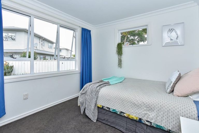 Photo of property in 5a Bunnythorpe Road, Papakura, 2110