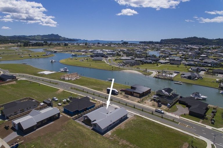 Photo of property in 22 Awatea Drive, Whitianga, 3510
