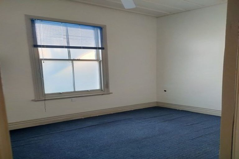 Photo of property in 14 Bedford Street, Te Atatu South, Auckland, 0610