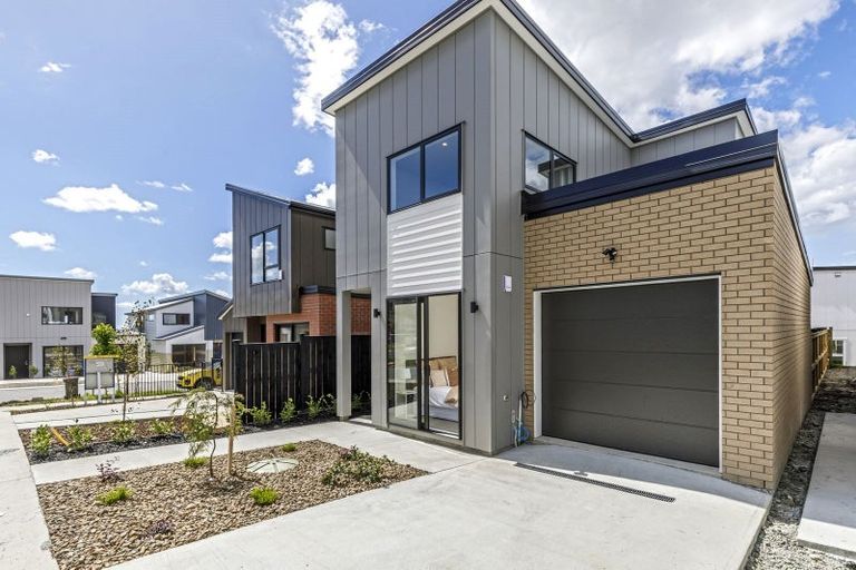 Photo of property in 27 Kapehu Road, Silverdale, 0932