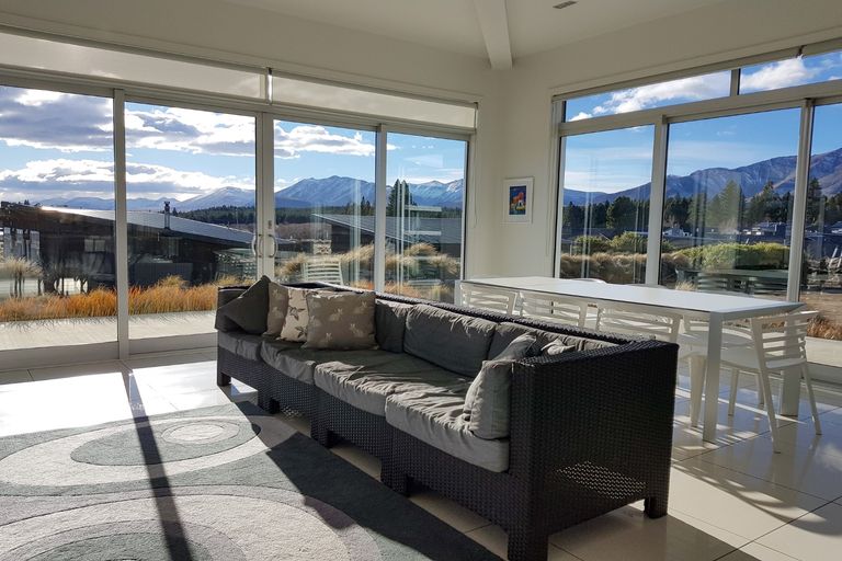 Photo of property in 12 Pollock Place, Lake Tekapo, 7999