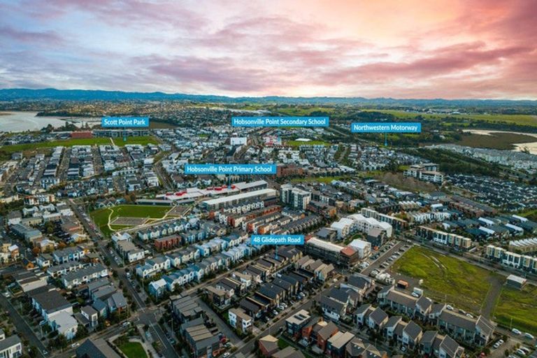 Photo of property in 48 Glidepath Road, Hobsonville, Auckland, 0616