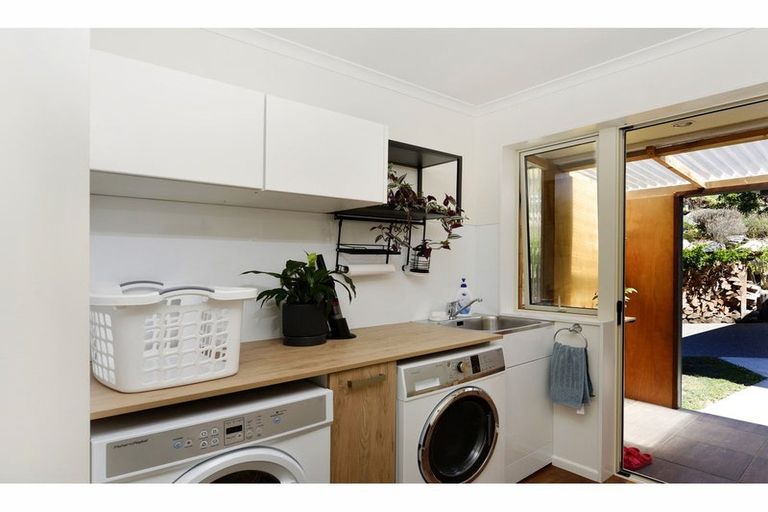 Photo of property in 6 Gossey Drive, Wakefield, 7025