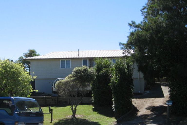 Photo of property in 72 Oreil Avenue, West Harbour, Auckland, 0618