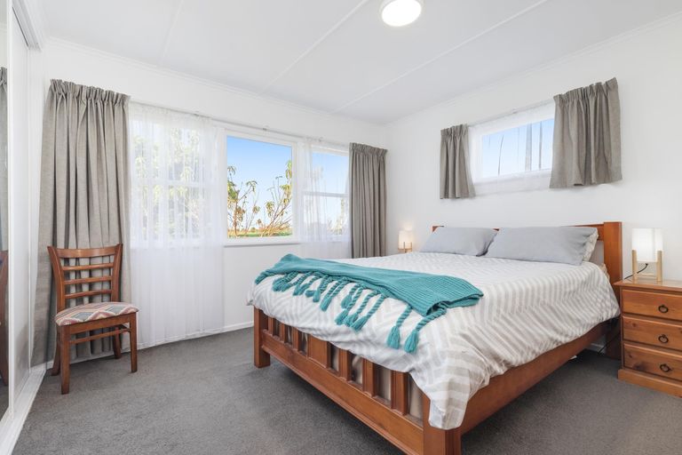 Photo of property in 1335 East Coast Road, Redvale, Albany, 0794