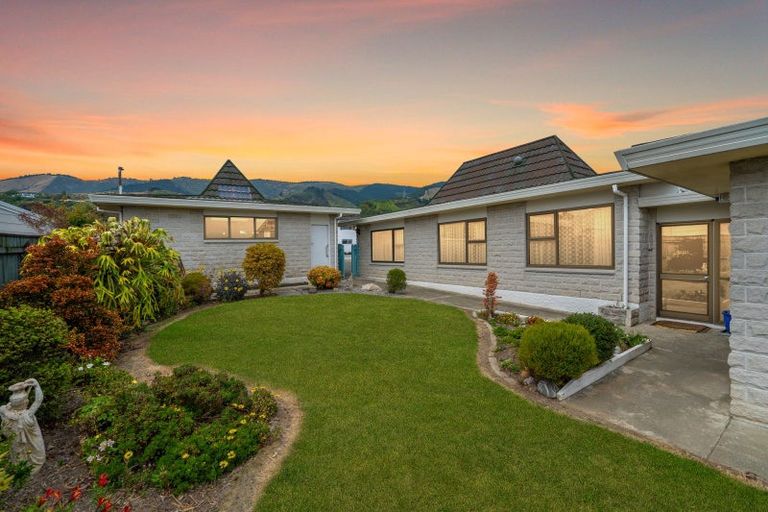 Photo of property in 17 Polglase Street, Richmond, 7020