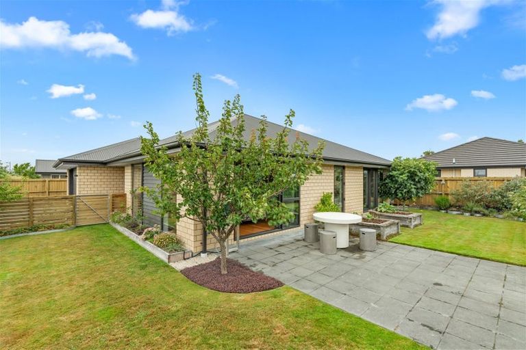 Photo of property in 21 Lockwood Street, Halswell, Christchurch, 8025
