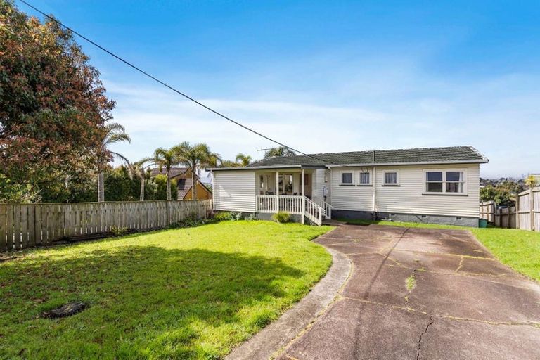 Photo of property in 1/349 Glenfield Road, Glenfield, Auckland, 0629