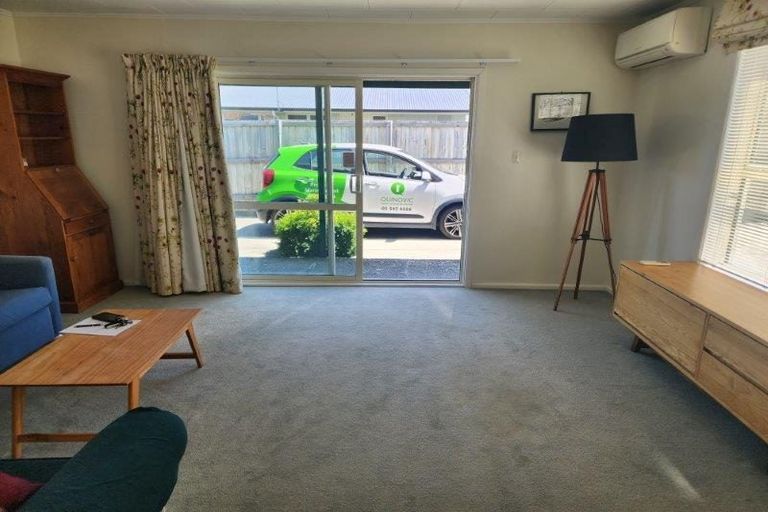 Photo of property in 2/111 Kaiwara Street, Hoon Hay, Christchurch, 8025