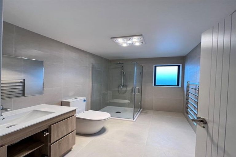 Photo of property in 4b Wahine Street, Papakura, 2110