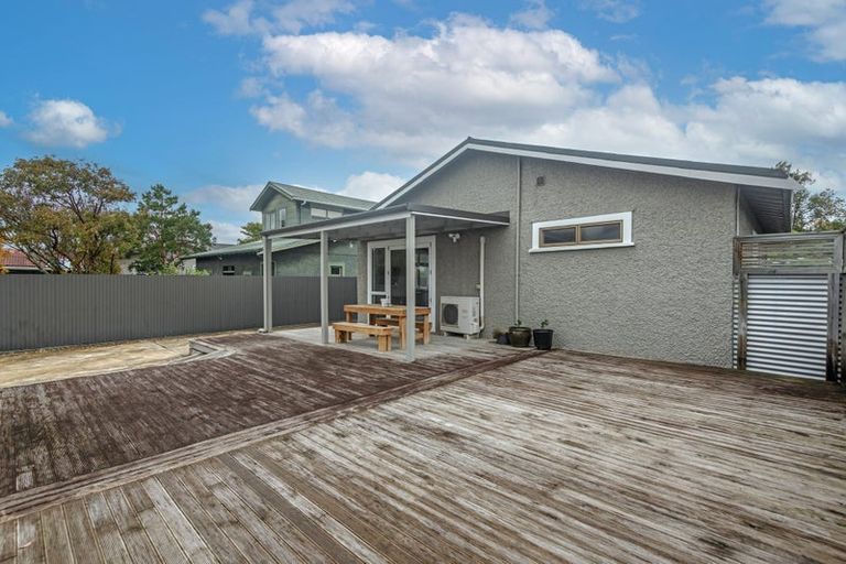 Photo of property in 11 Shamrock Street, Takaro, Palmerston North, 4412