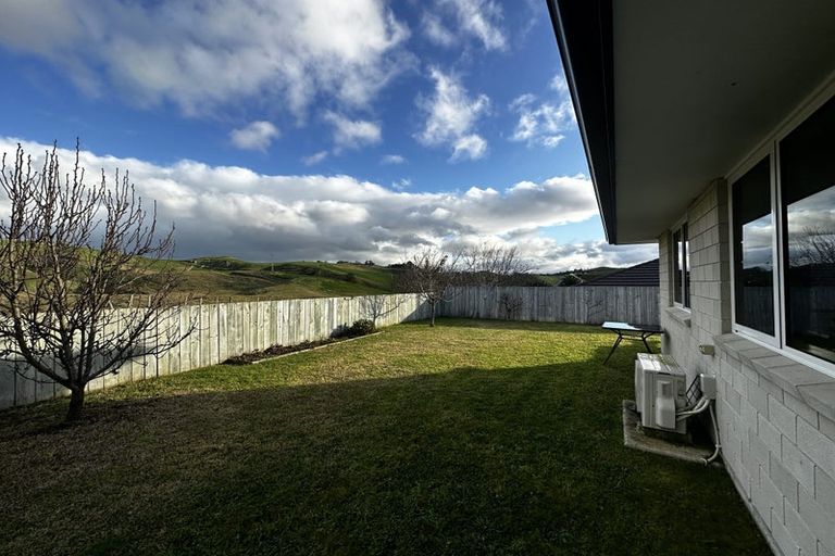 Photo of property in 242 Ballintoy Park Drive, Welcome Bay, Tauranga, 3175