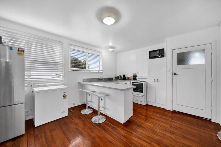 Photo of property in 7 Ramanui Avenue, Hawera, 4610