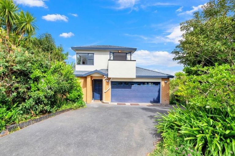Photo of property in 1/266 Glamorgan Drive, Northcross, Auckland, 0630