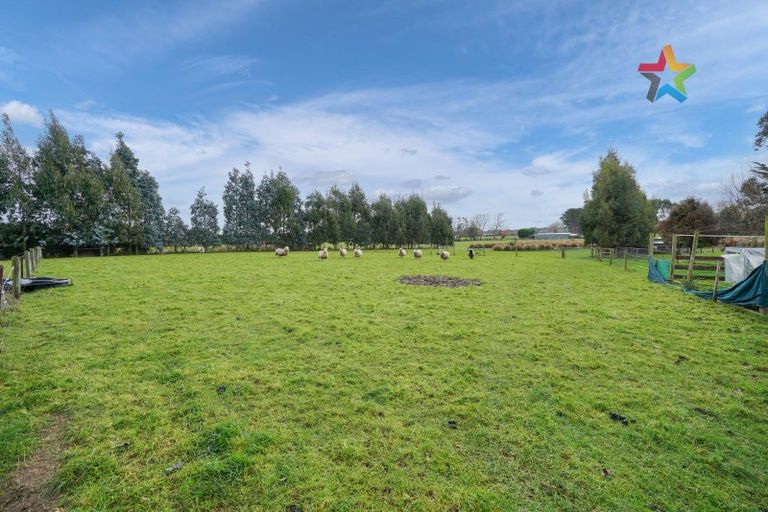 Photo of property in 220 Mill Road South, Seaward Bush, Invercargill, 9871