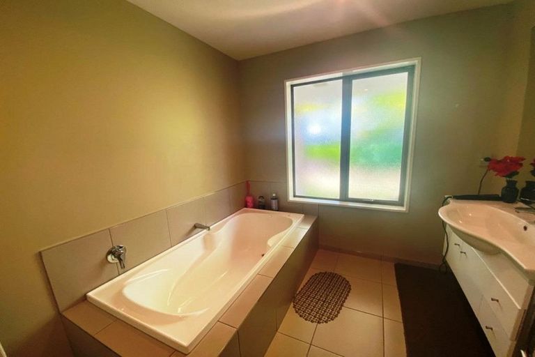 Photo of property in 630 Avonside Drive, Avonside, Christchurch, 8061