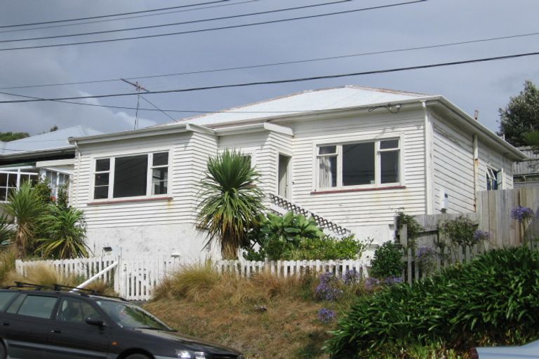 Photo of property in 9 Danube Street, Island Bay, Wellington, 6023