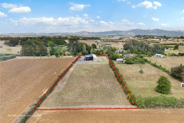 Photo of property in 98 Kidd Road, Waiuku, 2682