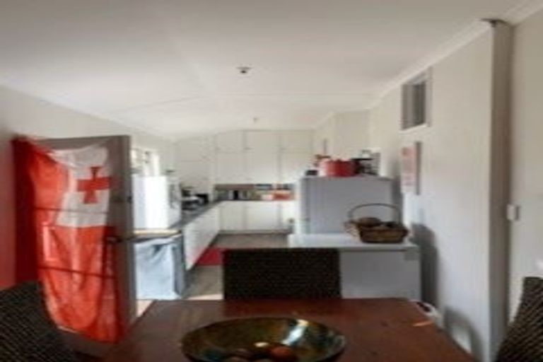 Photo of property in 6 Royton Avenue, Mangere East, Auckland, 2024