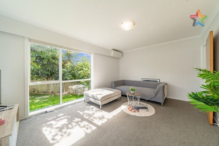 Photo of property in 120 Kings Crescent, Hutt Central, Lower Hutt, 5010