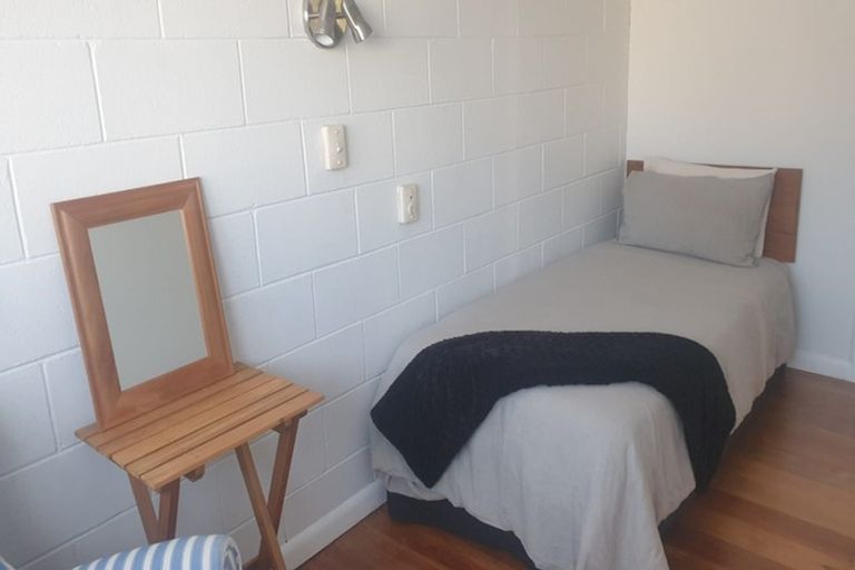 Photo of property in 2/56 Golf Road, Tahunanui, Nelson, 7011