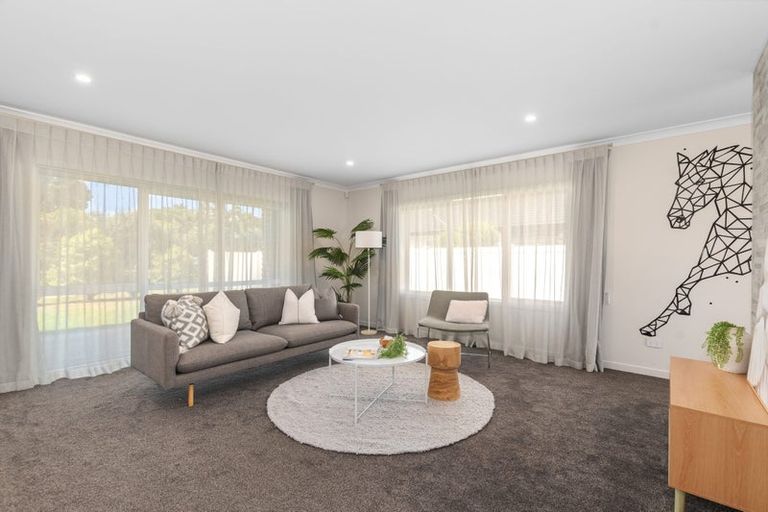 Photo of property in 43 Stace Hopper Drive, One Tree Point, 0118