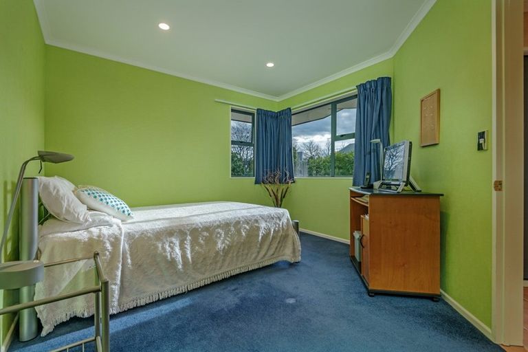 Photo of property in 42 Roberts Line, Kelvin Grove, Palmerston North, 4414