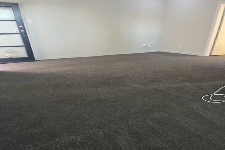 Photo of property in 12 Levy Street, Mount Victoria, Wellington, 6011