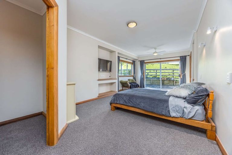 Photo of property in 27 Church Hill Road, Port Albert, Wellsford, 0973