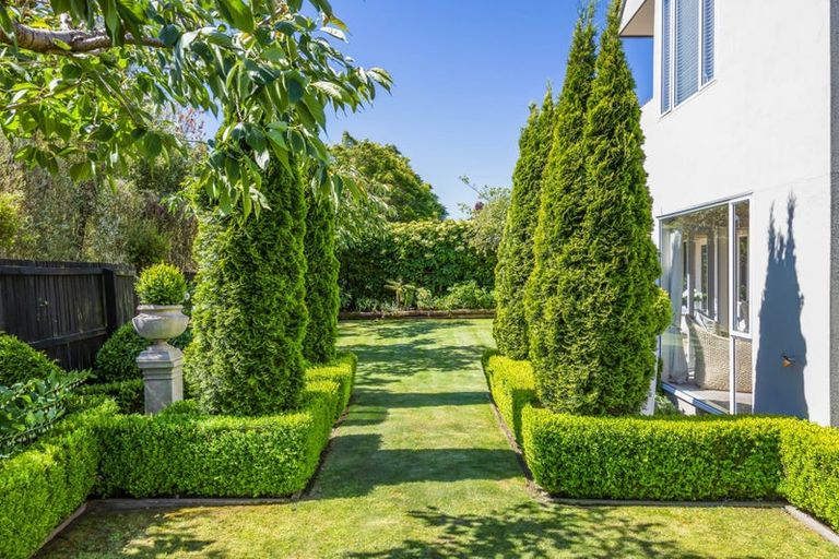 Photo of property in 10a Harrods Court, Ilam, Christchurch, 8053