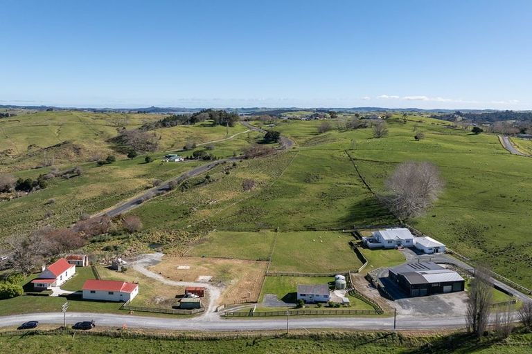 Photo of property in 27 Church Hill Road, Port Albert, Wellsford, 0973