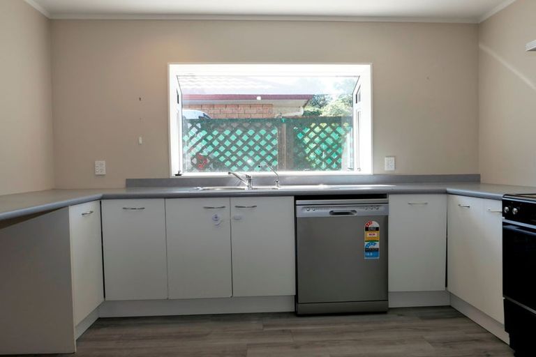 Photo of property in 35c Hurley Road, Paraparaumu Beach, Paraparaumu, 5032