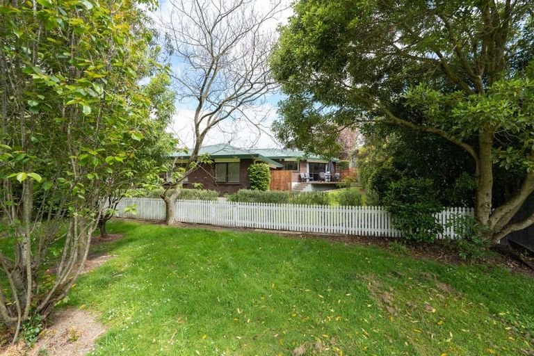 Photo of property in 28 Kentucky Way, Awapuni, Palmerston North, 4412