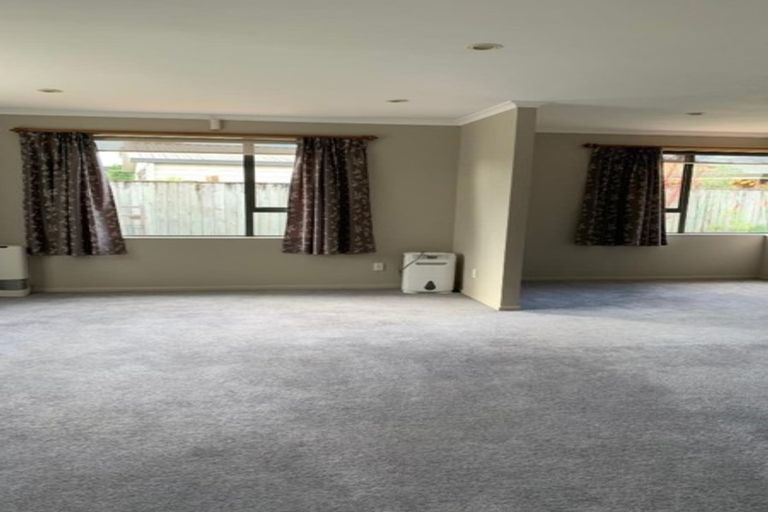 Photo of property in 15 Rogers Place, Fairview Downs, Hamilton, 3214