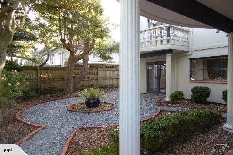 Photo of property in 14 Pascoe Avenue, Paremata, Porirua, 5026