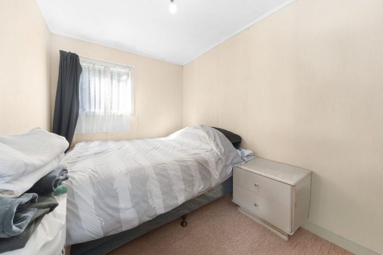 Photo of property in 9 Gainsborough Street, Manurewa, Auckland, 2102