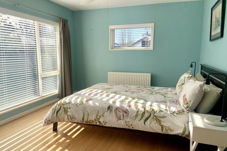 Photo of property in 15 Centaurus Road, Cashmere, Christchurch, 8022