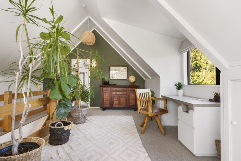 Photo of property in 116b Mckellar Place, Whangamata, 3620