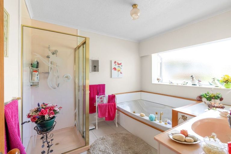 Photo of property in 154 Winchester Street, Levin, 5510