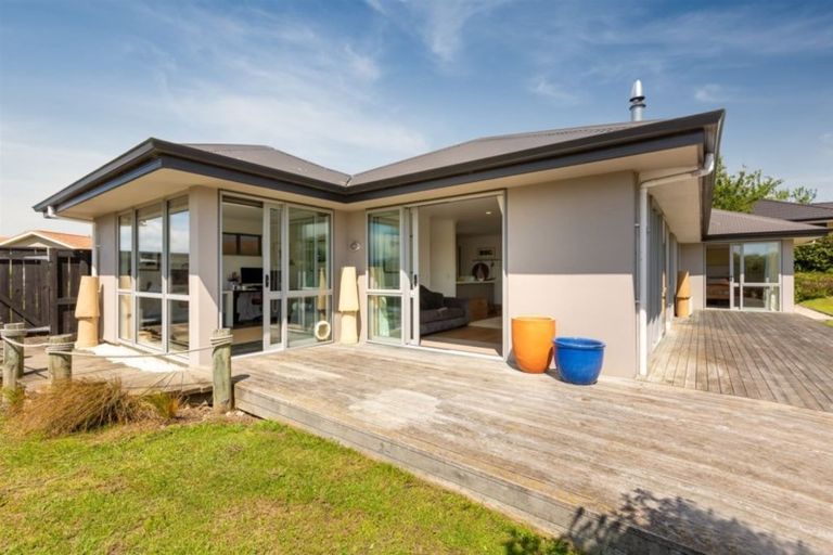 Photo of property in 9 Te Aroha Place, Mapua, 7005