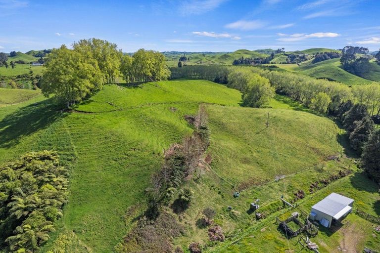 Photo of property in 873 Croydon Road, Te Popo, Stratford, 4394