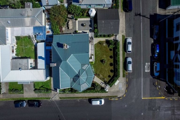 Photo of property in 12 Weymouth Street, New Plymouth, 4310