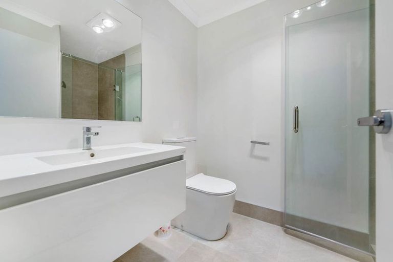 Photo of property in 5 Sun Orchid Avenue, Wiri, Auckland, 2104