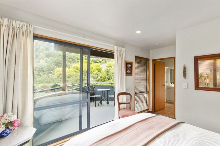 Photo of property in 71 Waikowhai Street, Ngaio, Wellington, 6035