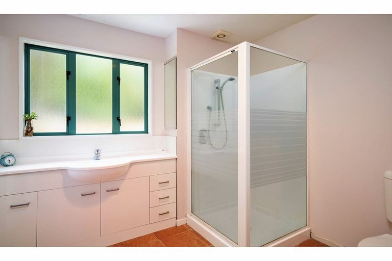 Photo of property in 229b Mount Pleasant Road, Mount Pleasant, Christchurch, 8081