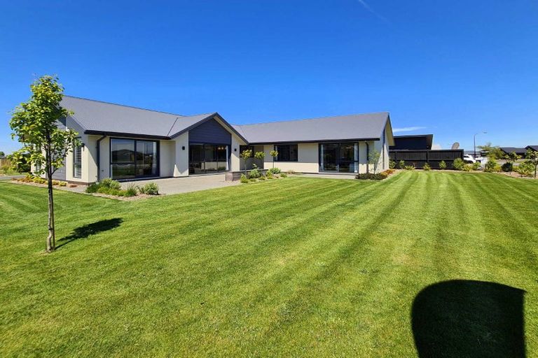 Photo of property in 2 Amur Crescent, Rolleston, 7615