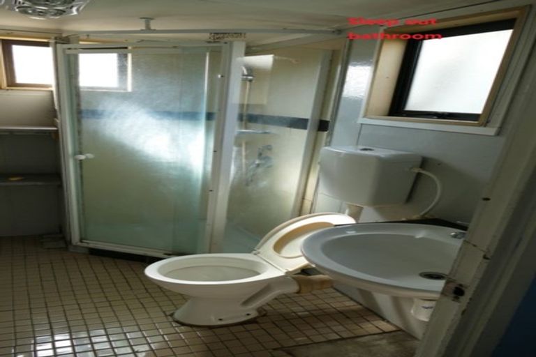 Photo of property in 56 Othello Drive, Clover Park, Auckland, 2023